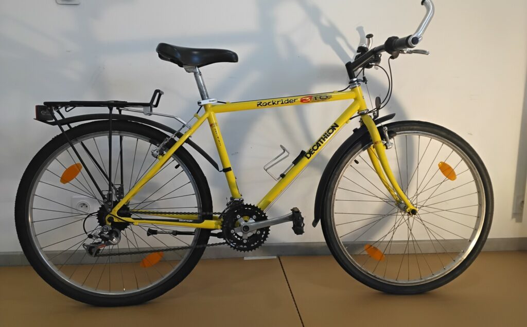 Decathlon jaune