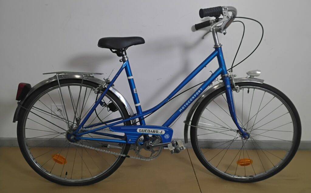 Motoconfort Guedard.J. bleu vintage