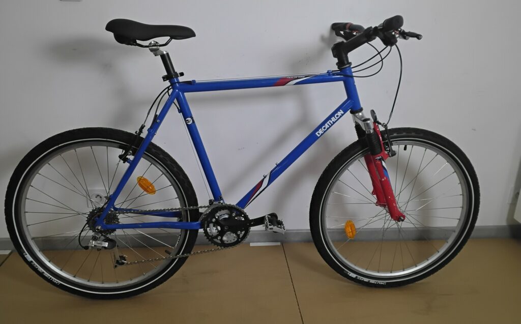 VTT Decathlon bleu